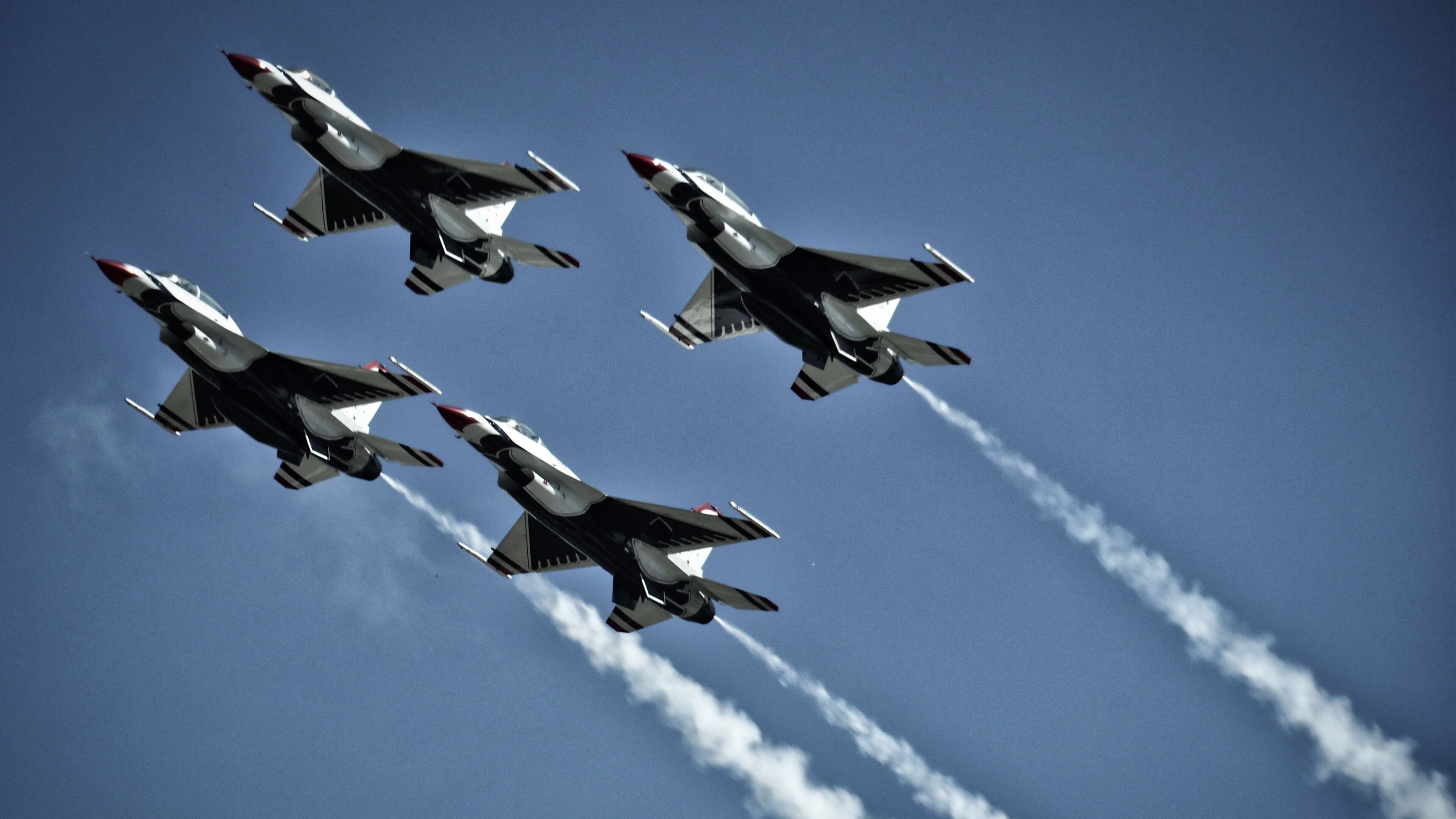 巨人屠龙记，山东队绝杀勇士，王哲林生涯高光映照中美篮球夜