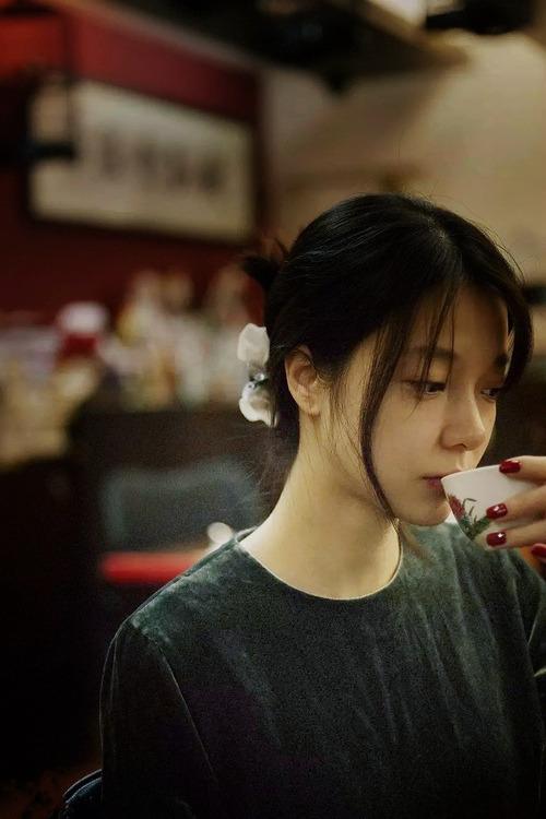 铁幕与血性，许昕如何以一人之肩扛起法兰西的风暴