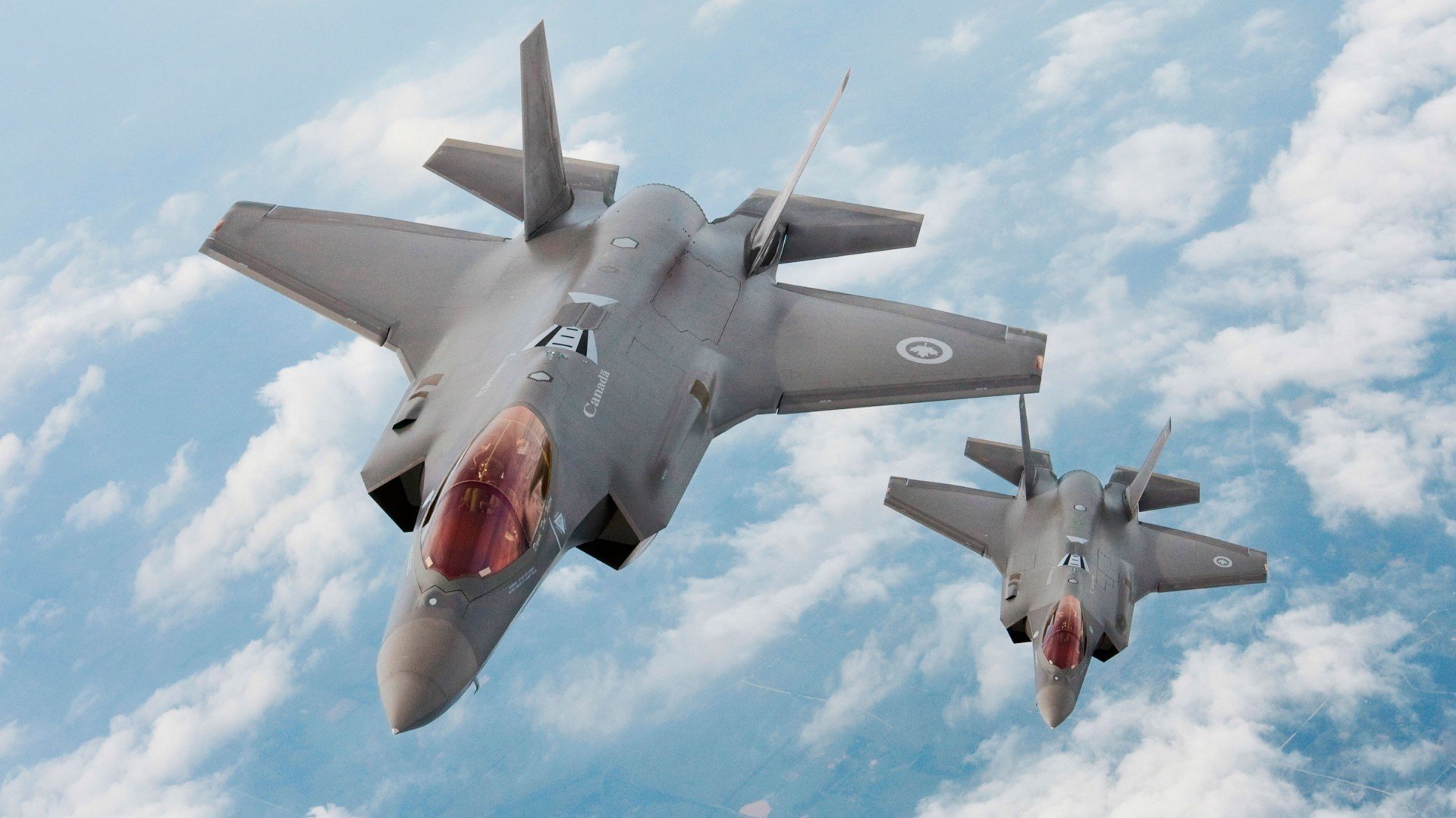 赛道为刃，红牛逆袭索伯，阿隆索用灵魂点燃战场