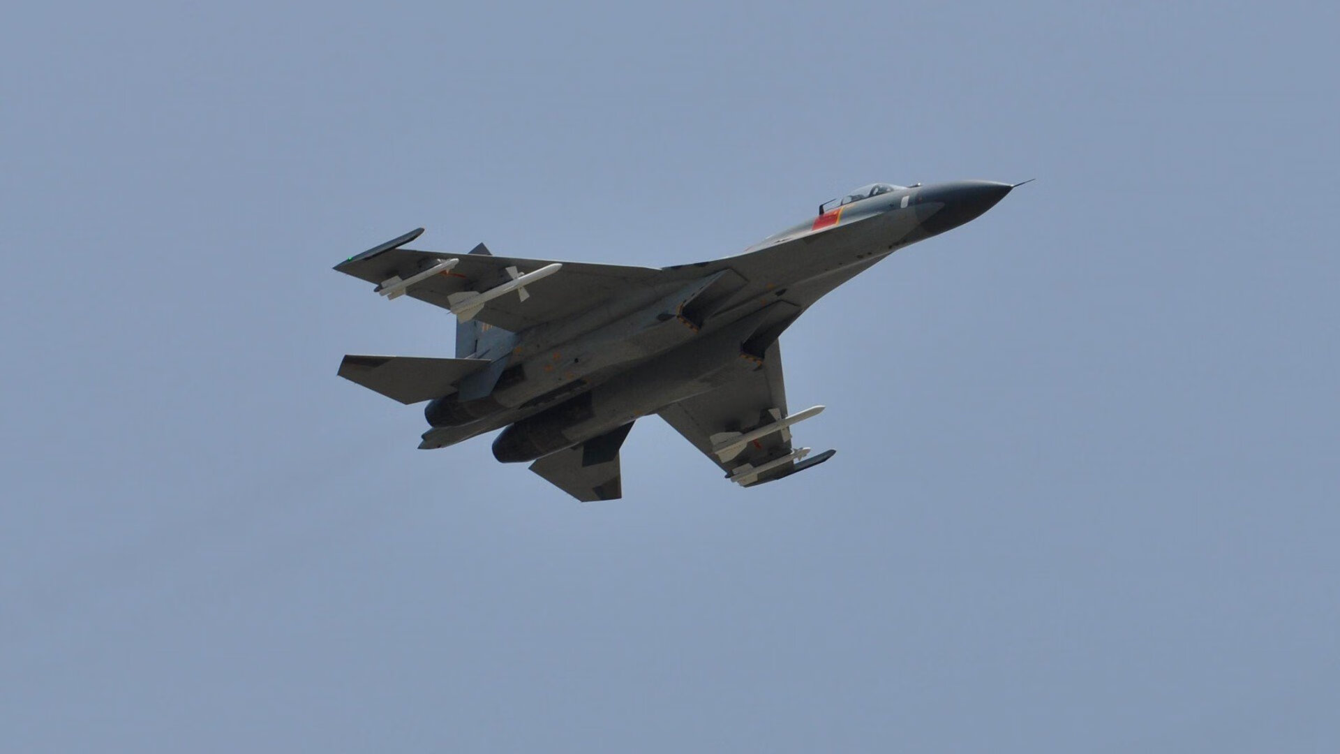 南美利刃刺穿凯尔特铁壁—劳塔罗戴帽助巴西系联军决胜苏格兰