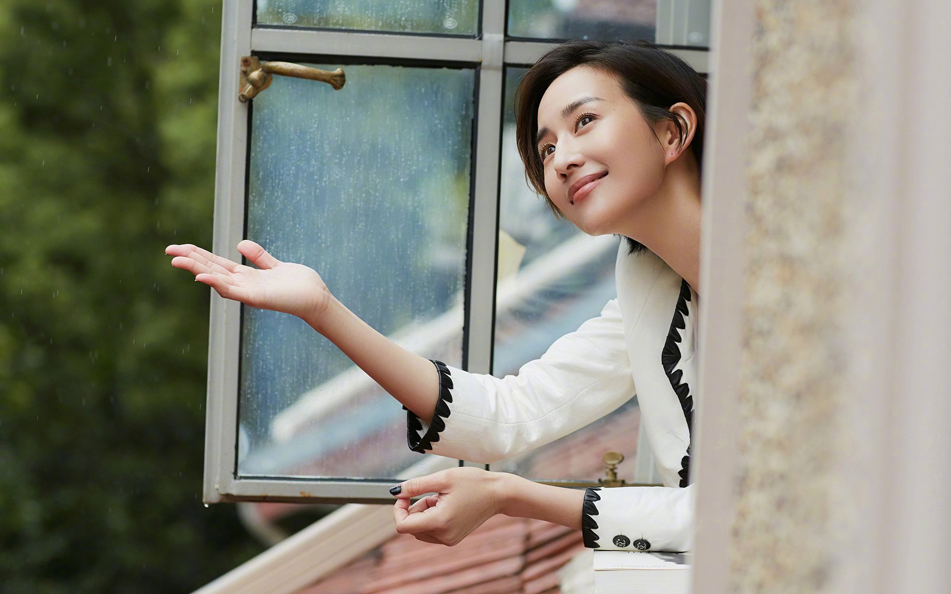 从冰点到沸点，伦纳德如何用三记死亡缠绕冻结黄蜂，谱写逆转史诗